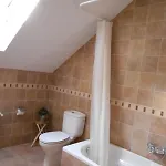Casa Torre De Guriezo El Puente (Cantabria)